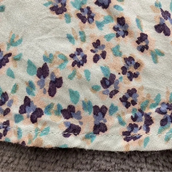 Kimchi Blue - SMALL- A-Line Skirt with Floral Pattern Urban Outfitters Zip Rayon - Picture 9 of 9